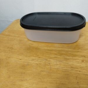 New Tupperware black seal modular mate oval #1